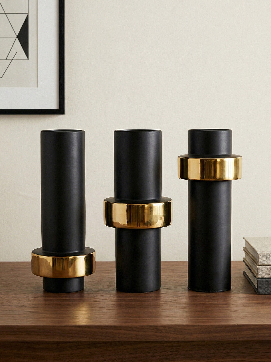 Vana Vase