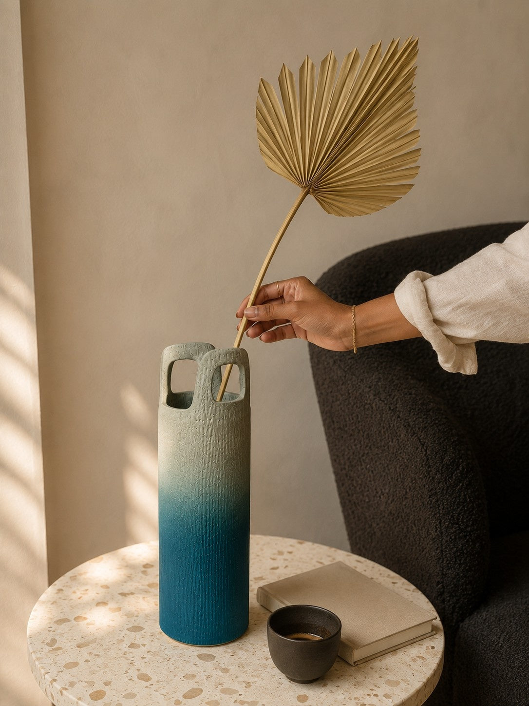 Mirida Vase