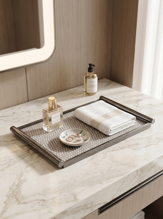 Tavish Tray