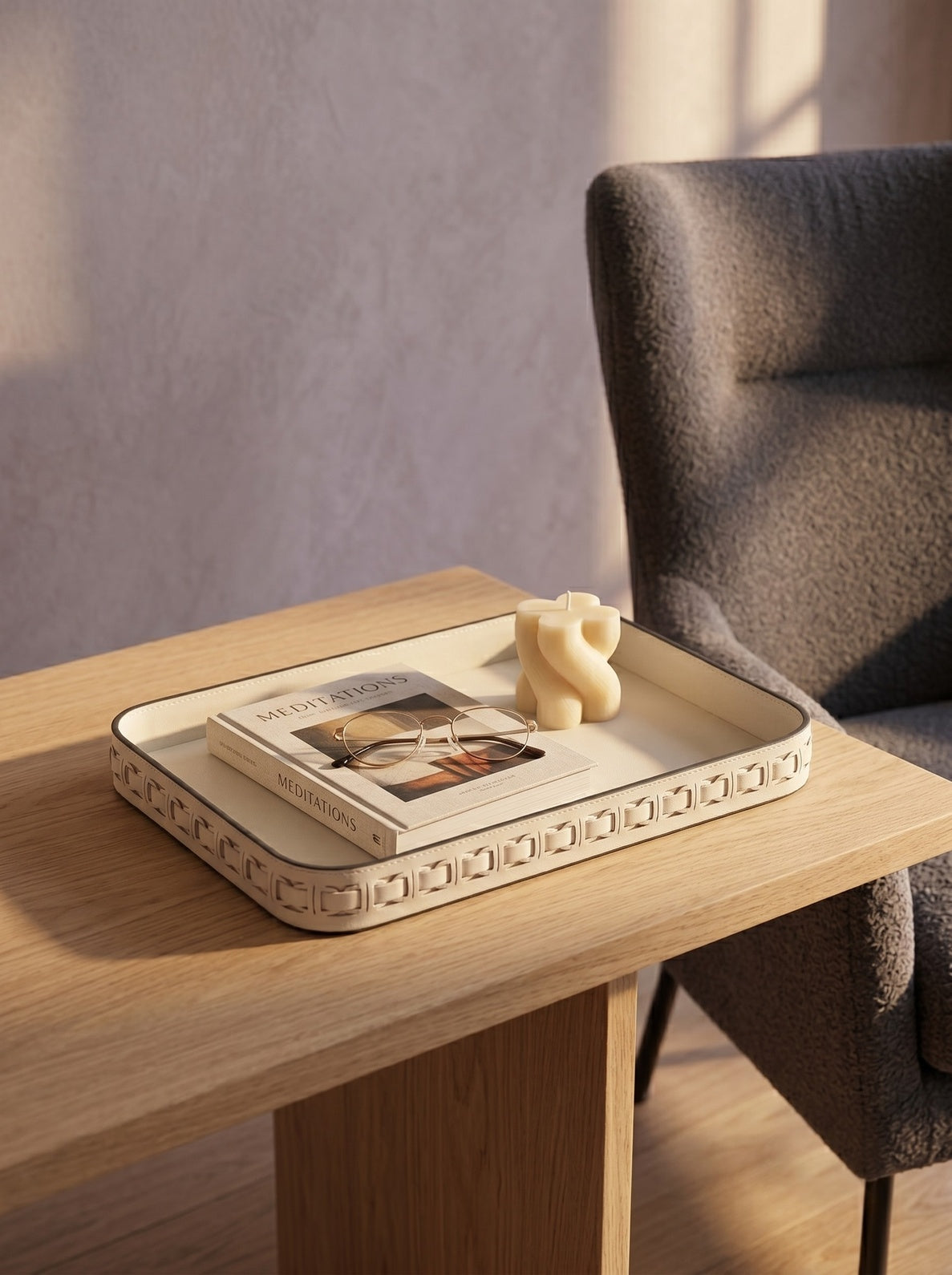 Liora Tray