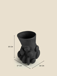 Aarna Vase