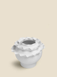 Anara Vase