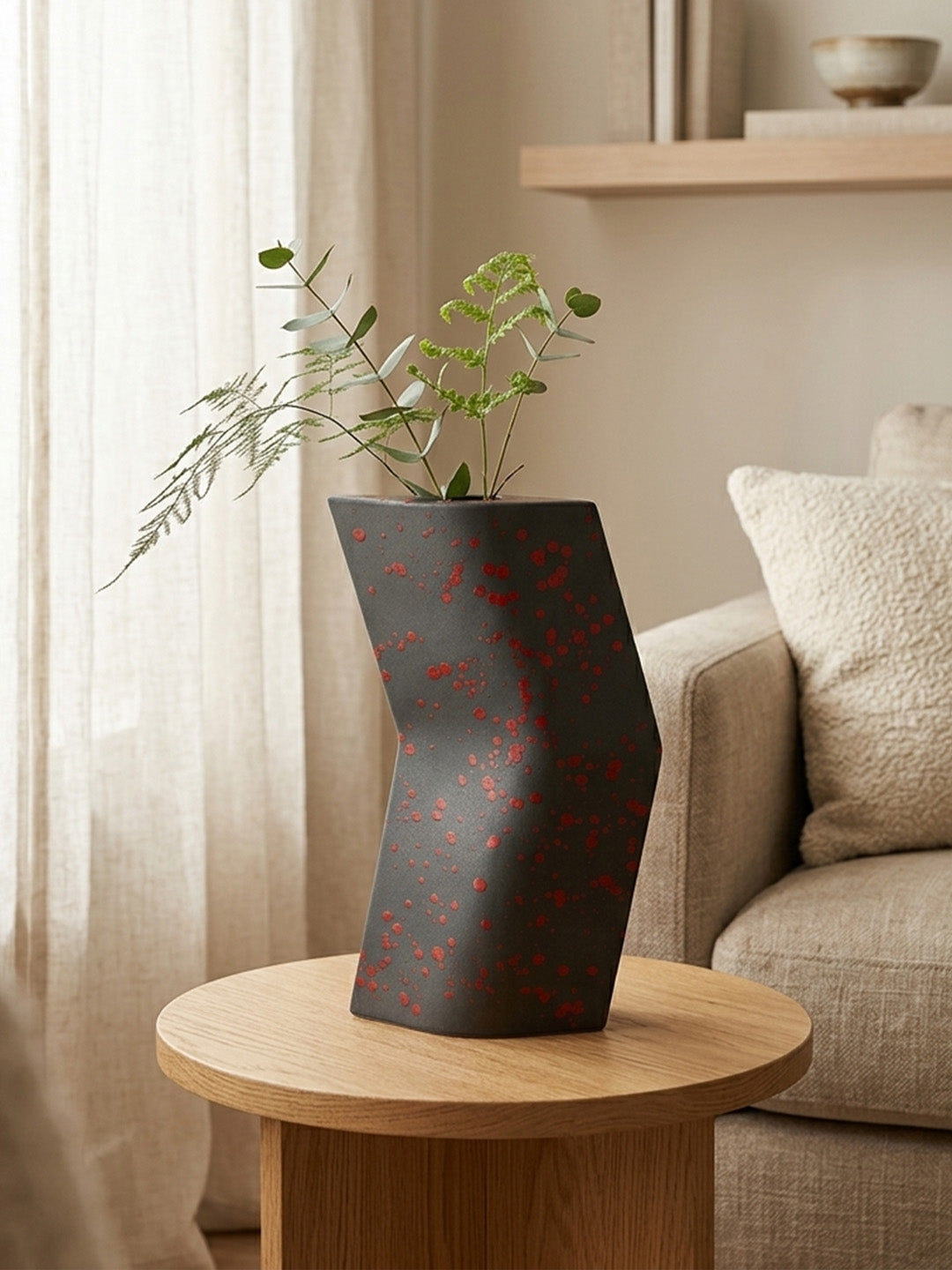 Drova Vase