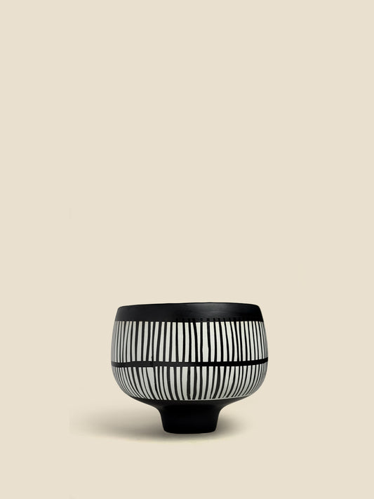 Linea Bowl — Black
