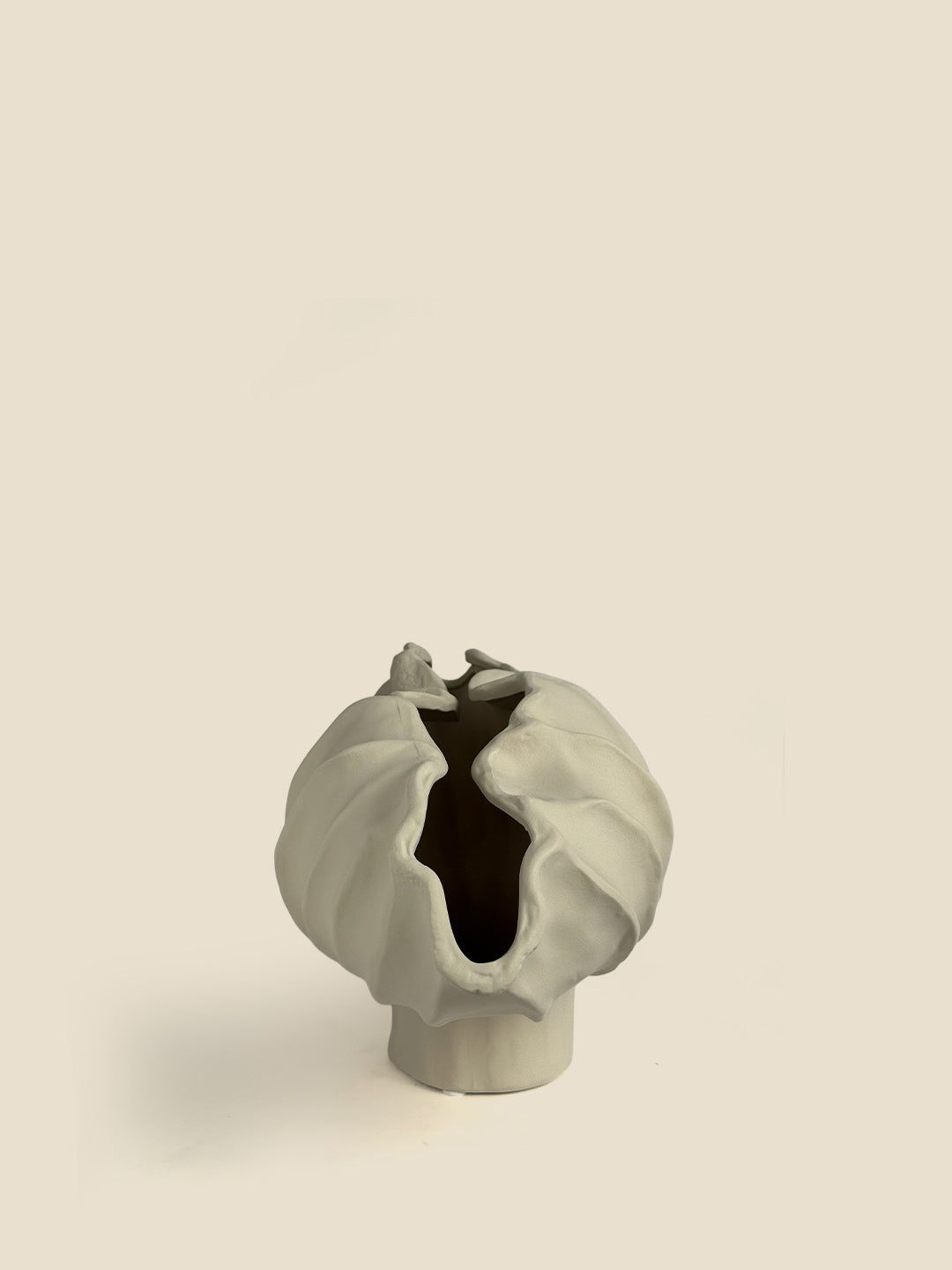 Tasma Vase