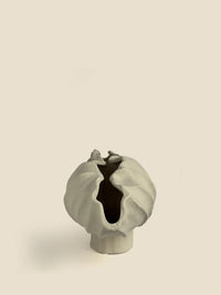 Tasma Vase