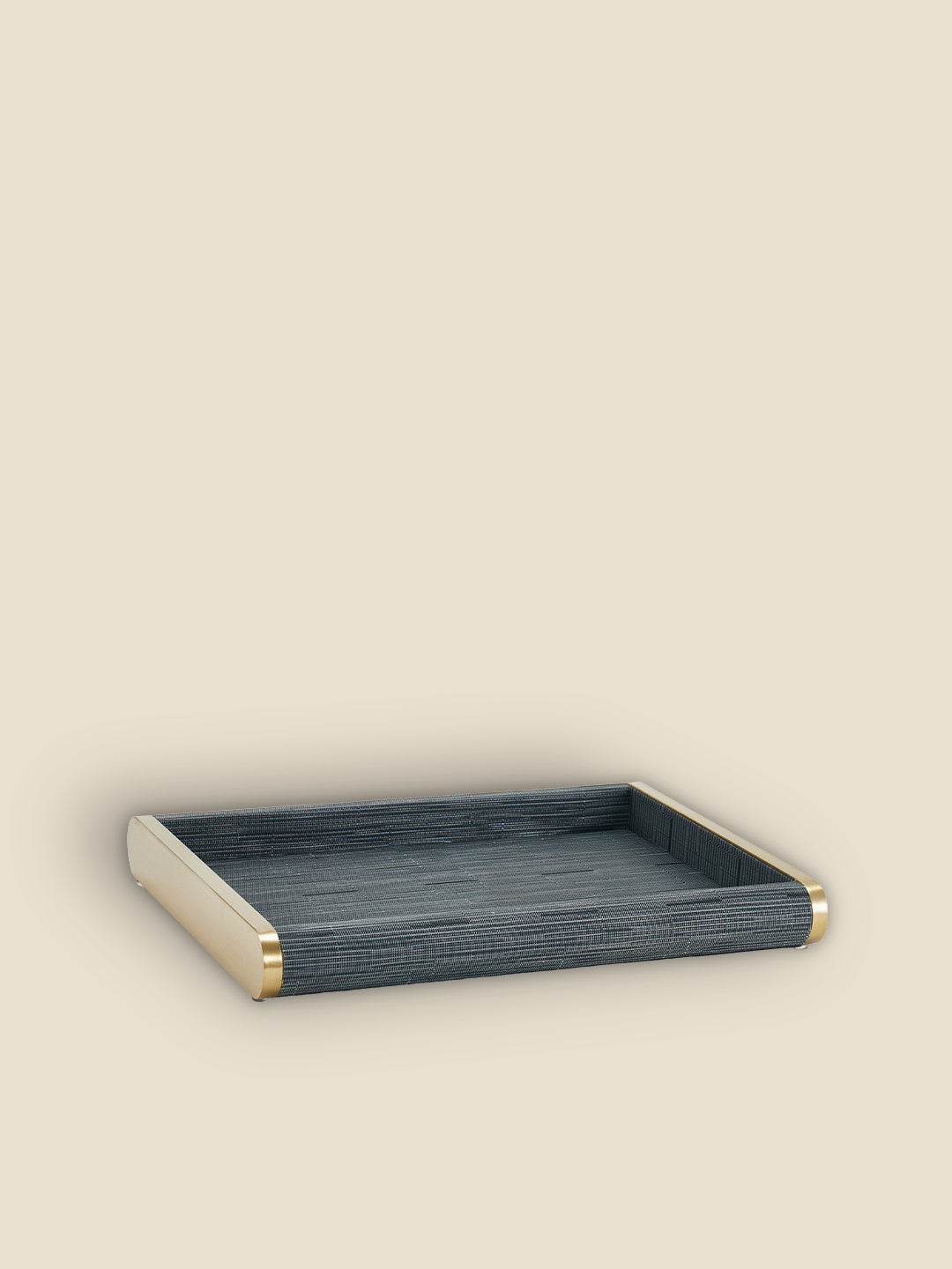 Emrik Tray