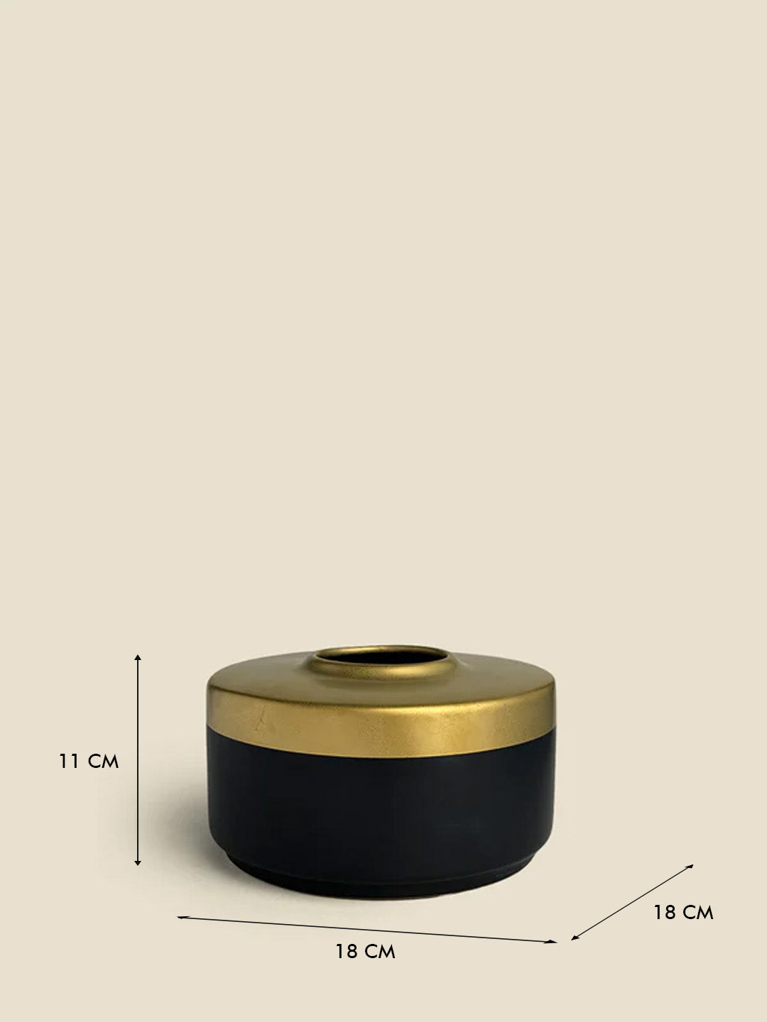 Savio Vase